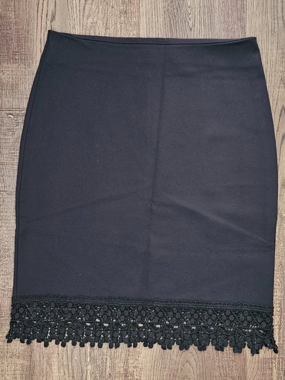 Black Swan Stretchy Mini Pencil Skirt with Crochet Lace Hem S Black